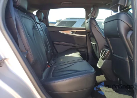 2017 Lincoln Mkx Reserve z USA, uszkodzony, nr VIN 2LMPJ6LP0HBL47443